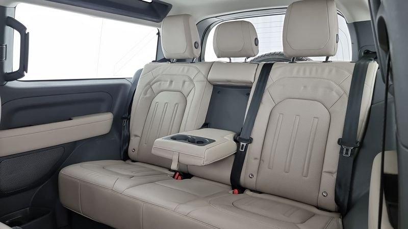 Land Rover Defender 90 3.0D I6 250 CV AWD Auto HSE