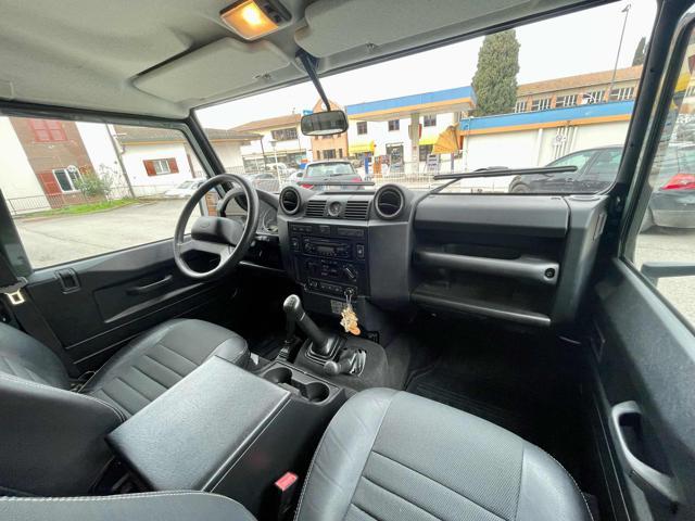 LAND ROVER Defender 110 2.4 TD4 CrewCab SE