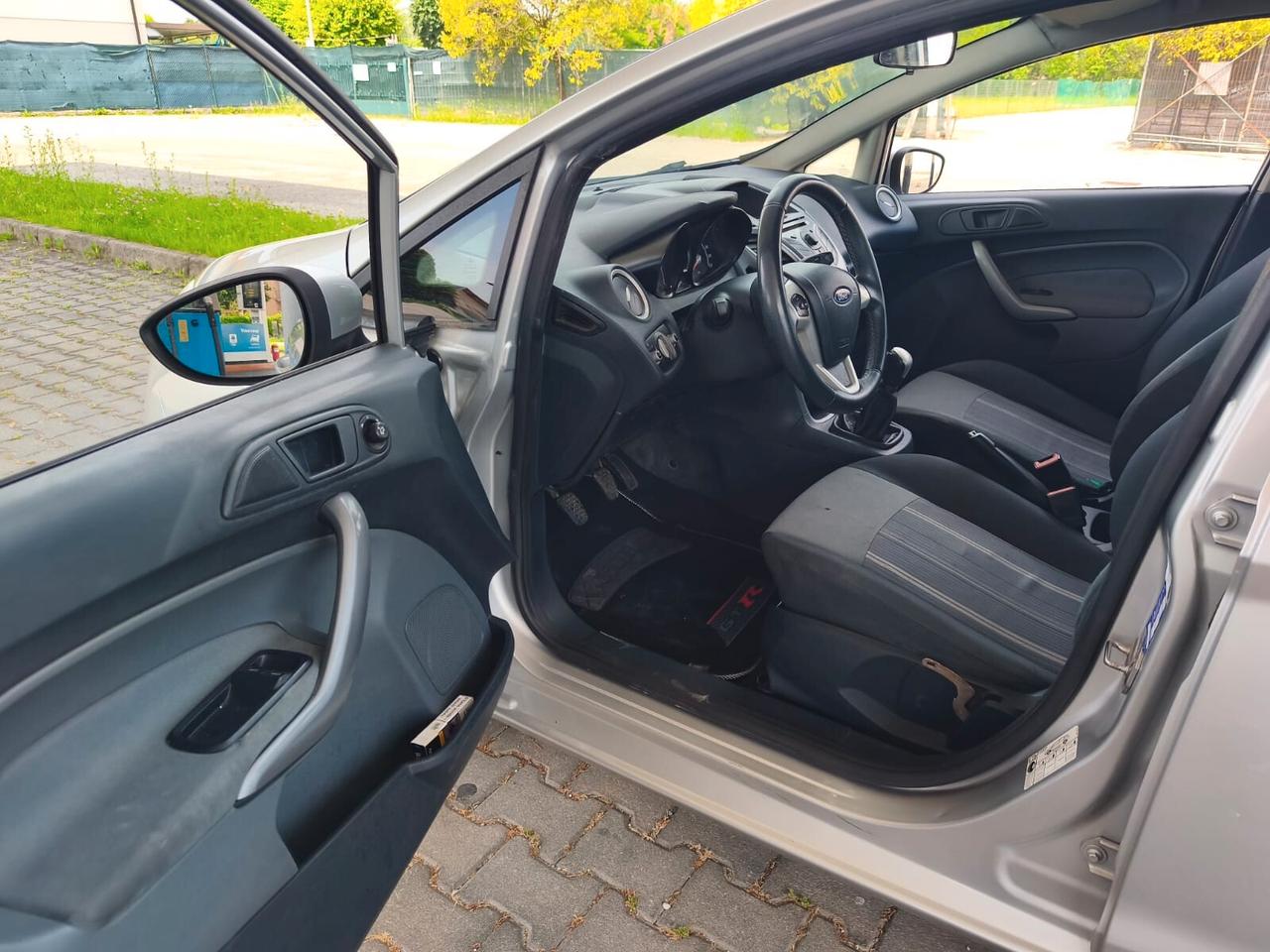 Ford Fiesta 1.4 TDCi 5p. Titanium (Accetto Permute)