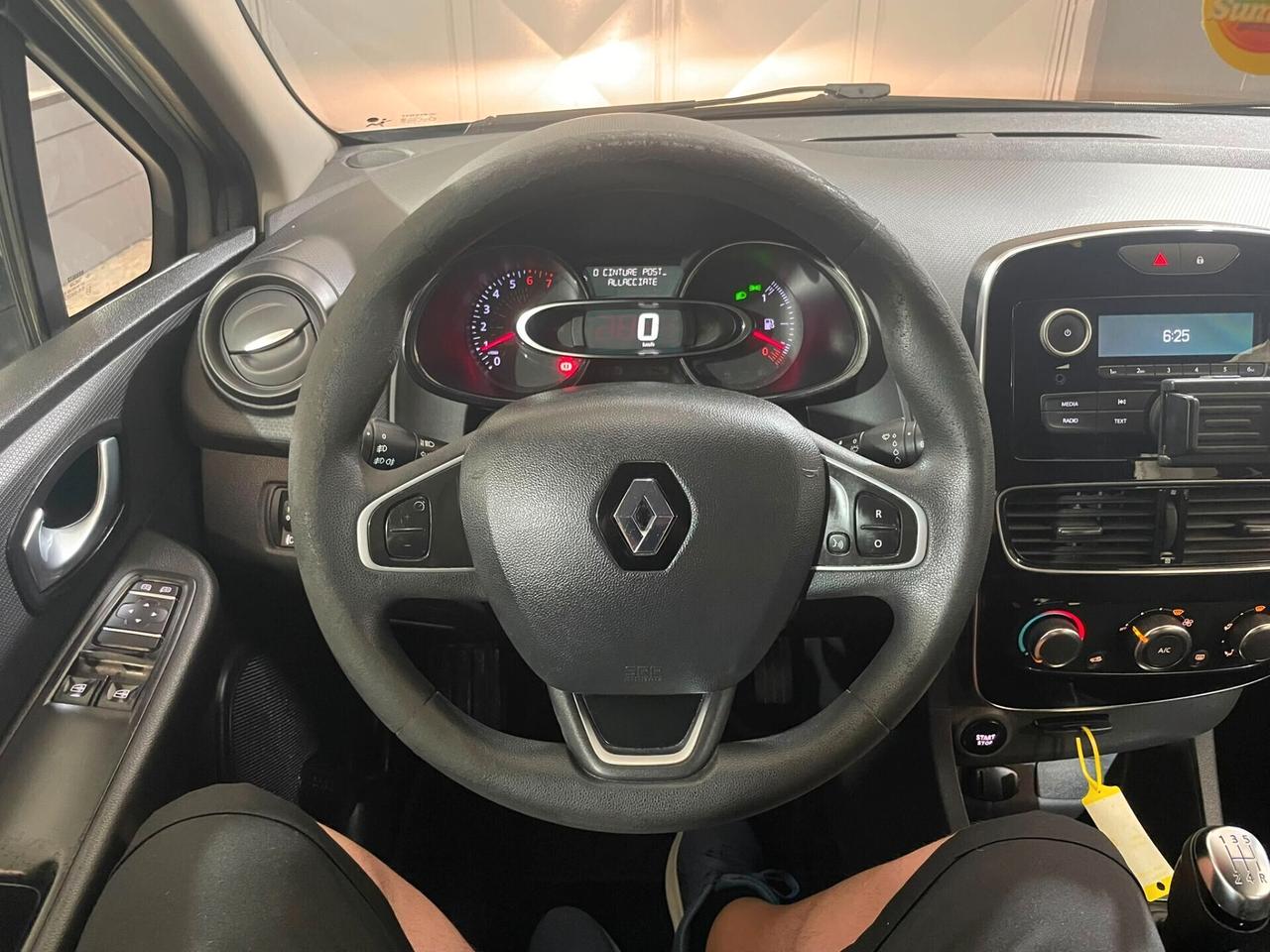 Renault Clio Sporter 1.2 75CV Intens