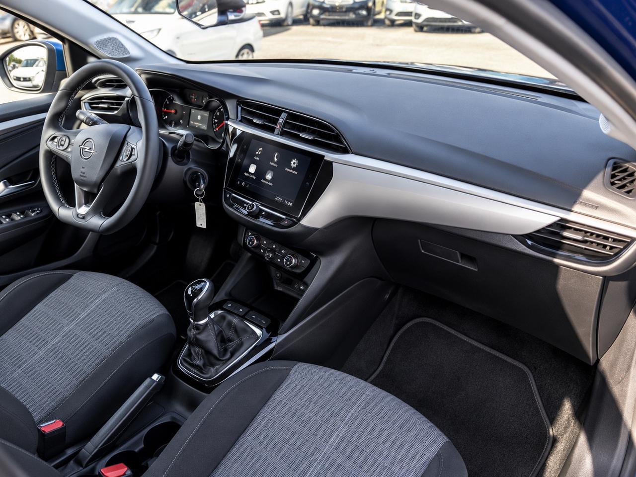 Opel Corsa OK NEOPATENTATI BENZINA 12 MESI GARANZI