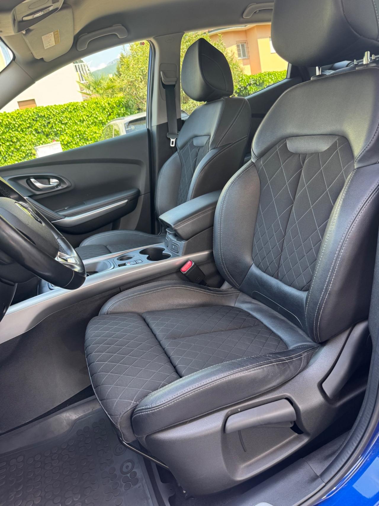 Renault Kadjar TCe 140CV EDC FAP Black Edition