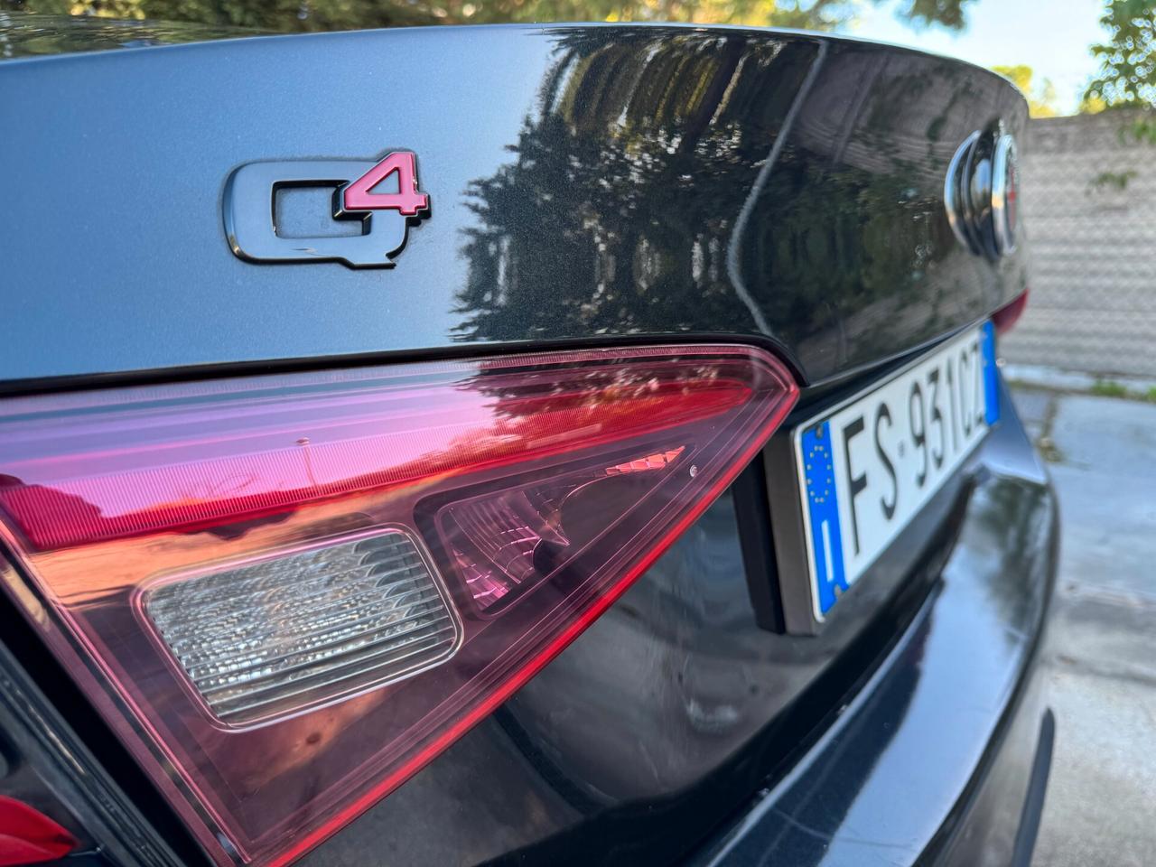 Alfa Romeo Giulia 2.2 Turbodiesel 210 CV AT8 AWD Q4 Veloce