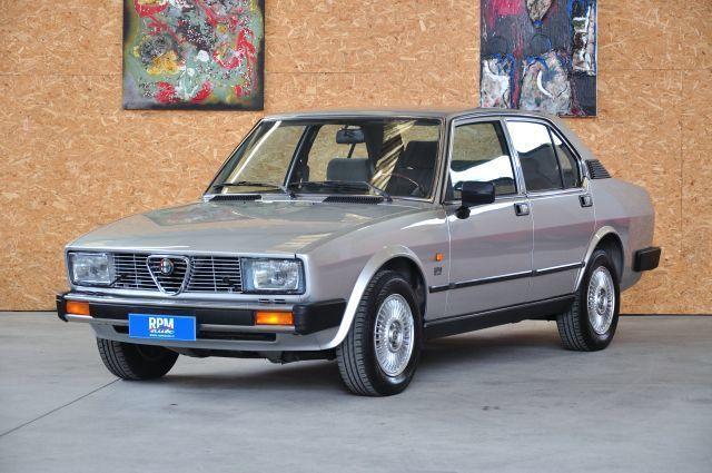 Alfa Romeo Alfetta 2.0 CEM restauro totale UNICA targa MI!