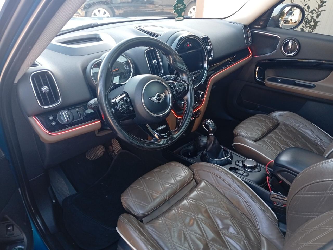 Mini Cooper D Countryman 2.0 Hype ALL4 Automatica