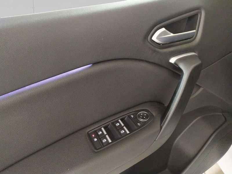 Renault Captur 1.6 E-Tech hybrid Intens 145cv auto