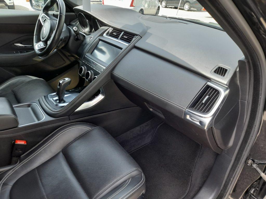 JAGUAR E-Pace (X540) E-Pace 2.0D 150 CV A...