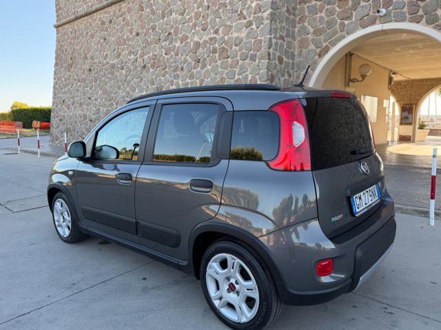 FIAT Panda 1.0 HYBRID CITY LIFE+CLIMATRONIC+SCHERMO+5POSTI