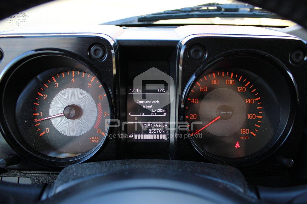 SUZUKI Jimny 1.5 5MT Top