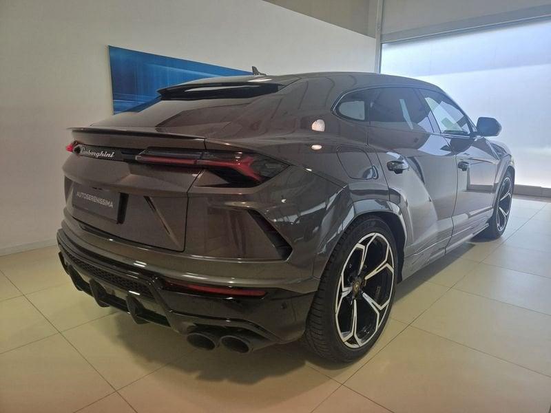 Lamborghini Urus 4.0 V8