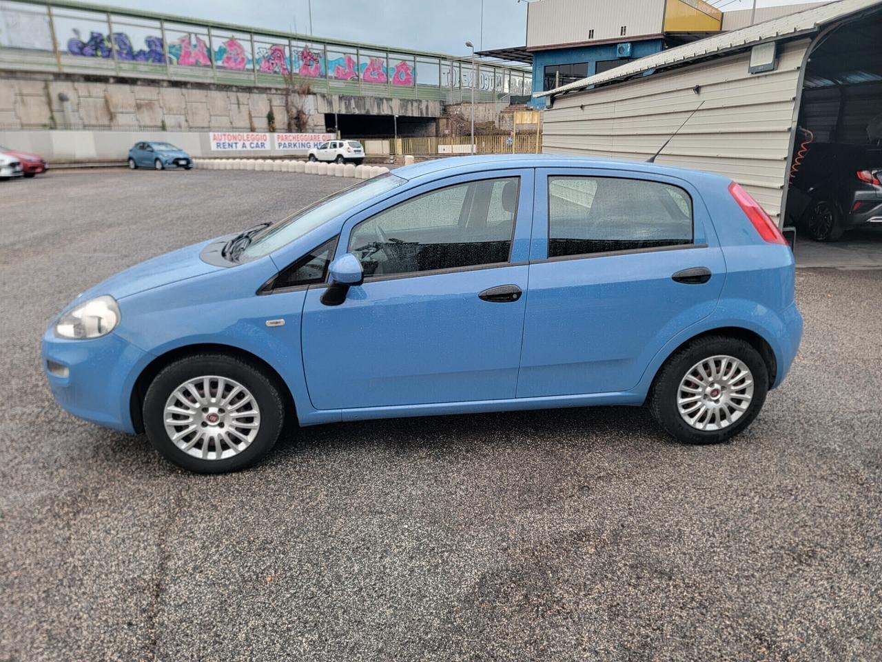 Fiat Punto 1.3 M.IT 5 PORTE EURO 6 GARANZIA 12 MESI