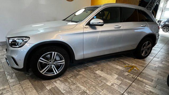 MERCEDES-BENZ GLC 220 d 4Matic Sport- PARI AL NUOVO - MOD YEAR 2020