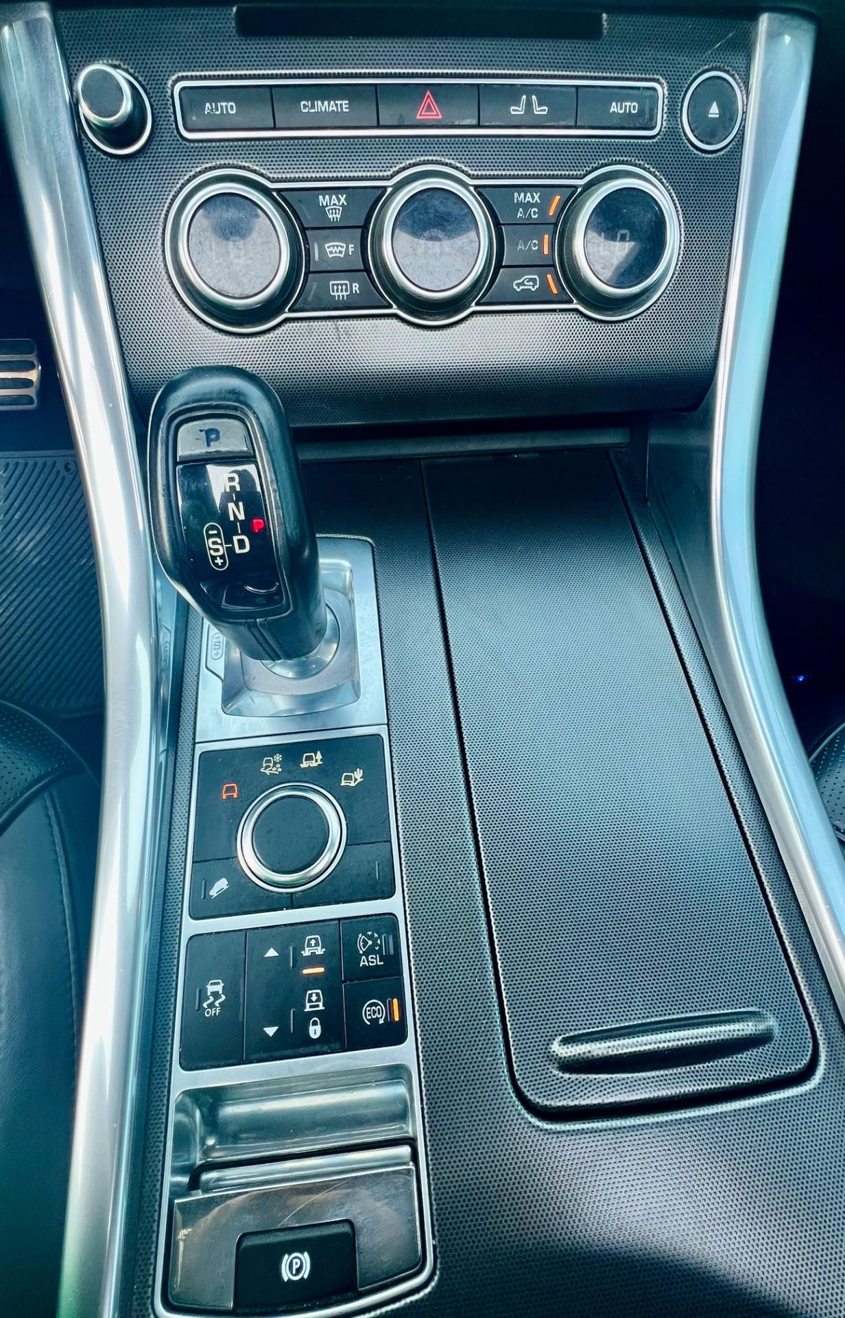 Land Rover Range Rover Sport 3.0 SDV6 HSE Dynamic