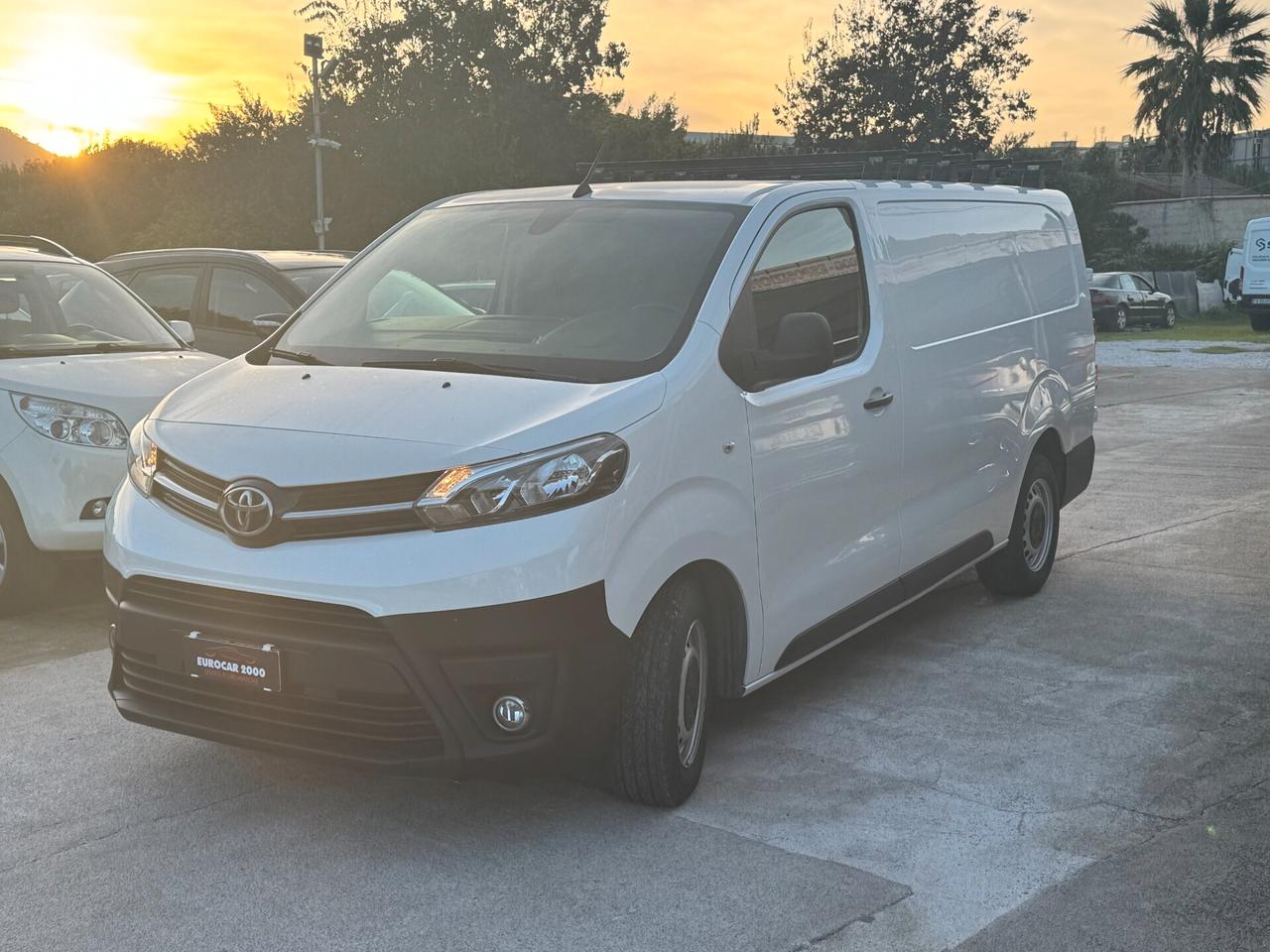 TOYOTA PROACE 3 POSTI IVA ESPOSTA