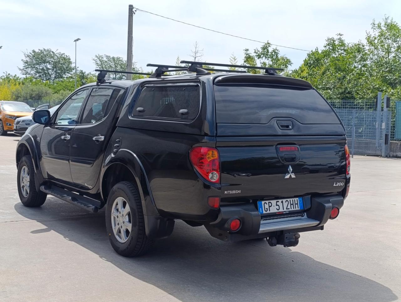 Mitsubishi L200 Double Cab L200 d.cab 2.5 di-d Intense Plus 178cv N1 E5