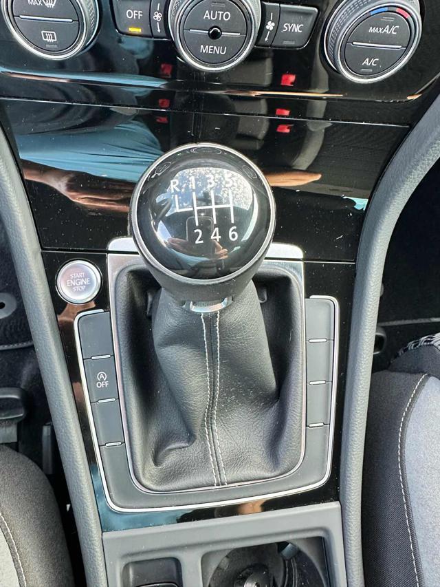 VOLKSWAGEN Golf 1.5 TSI ACT 5p. Sport BlueMotion Technology R-LINE