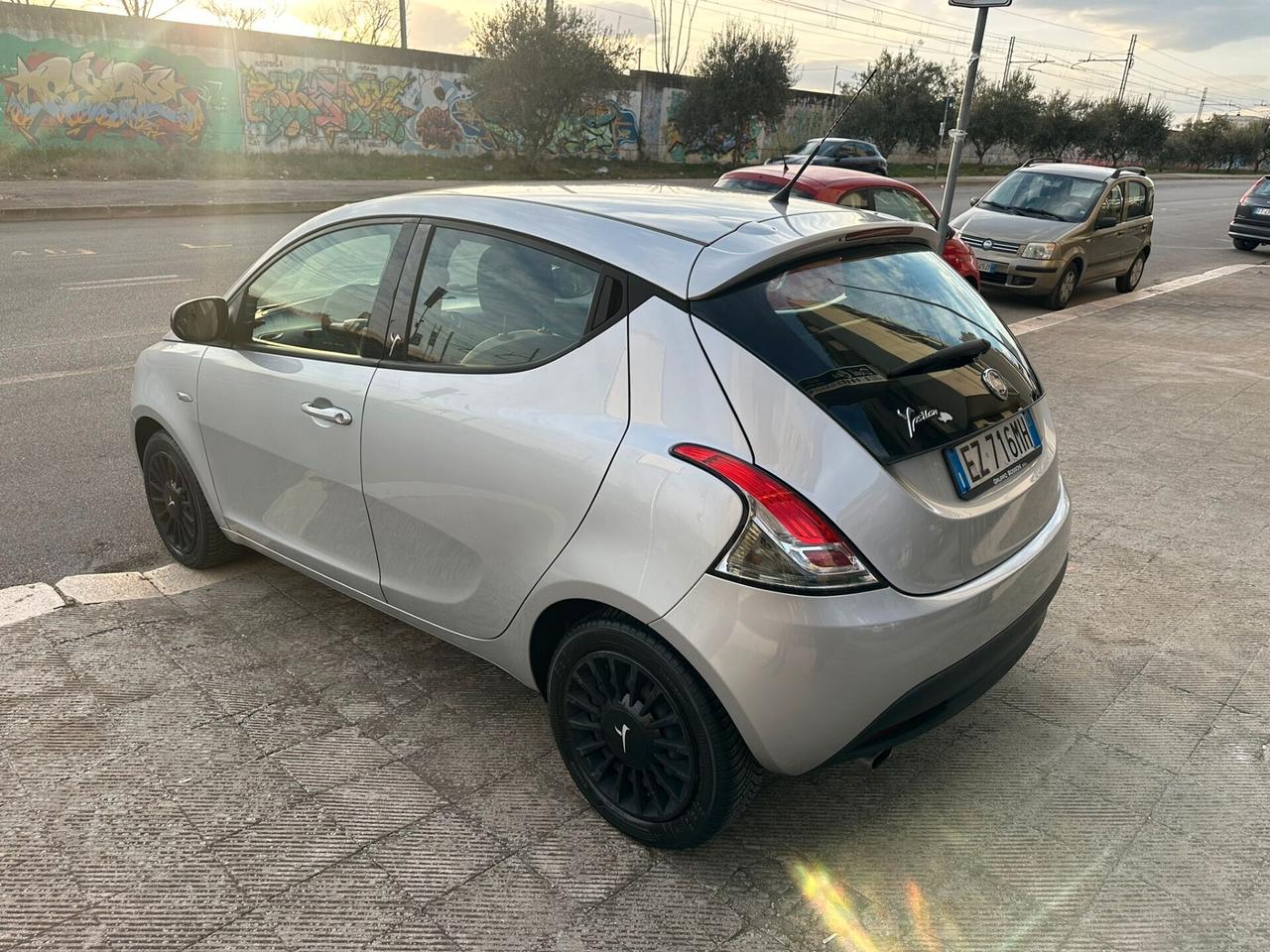 Lancia Ypsilon 1.3 MJT 16V 95 CV 5 porte S&S Elle