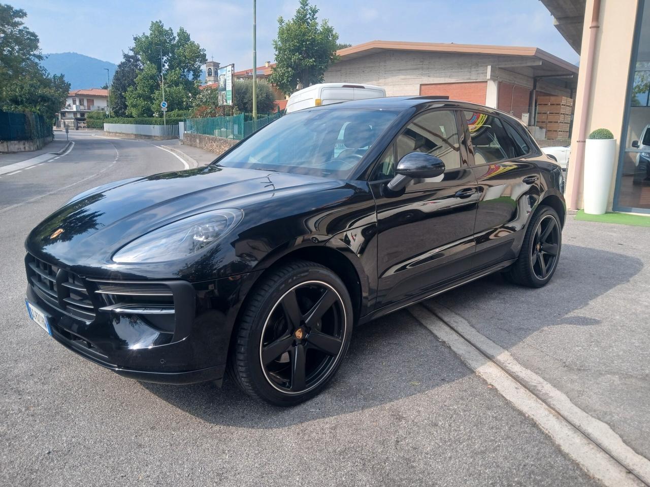Porsche Macan 2.0 245 CV ANN0 2021 TETTO PANORAMICO