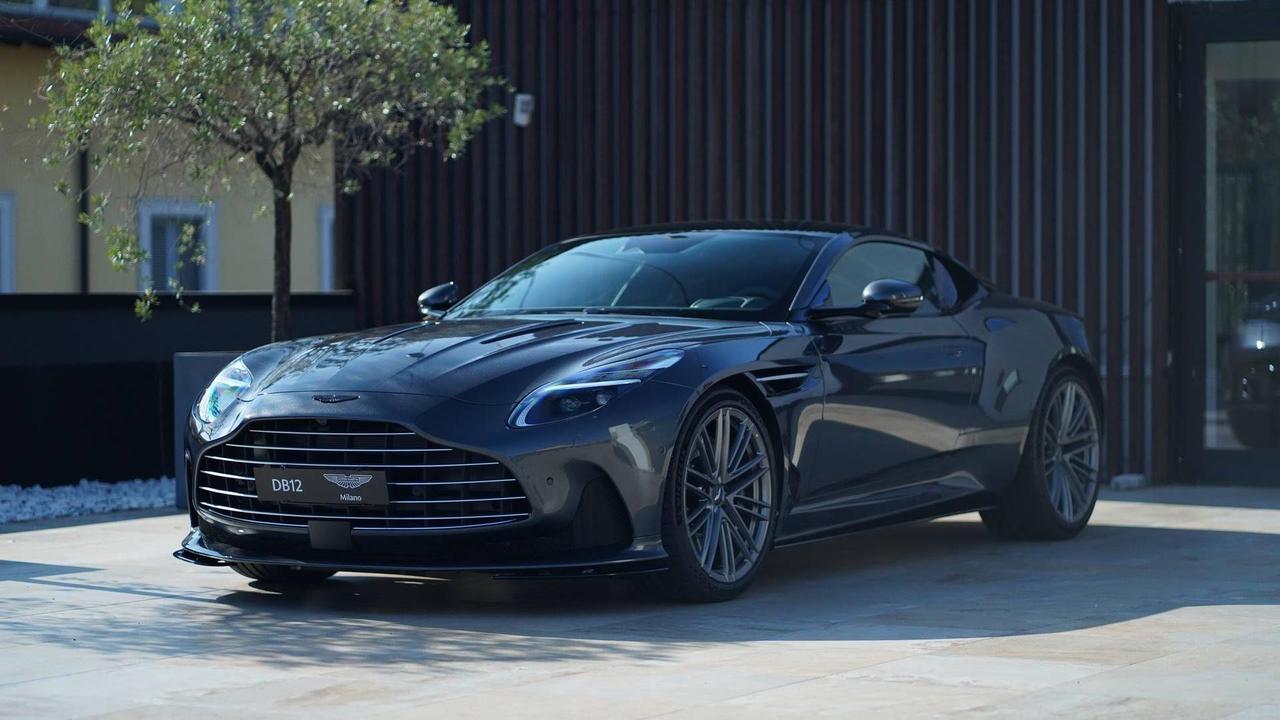 ASTON MARTIN DB12 V8 COUPE 26MY