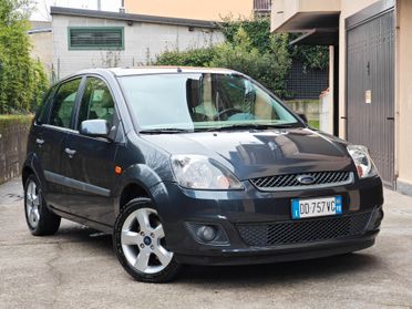 Ford Fiesta 1.2 BENZINA 75cv / 38.100km / Unipro