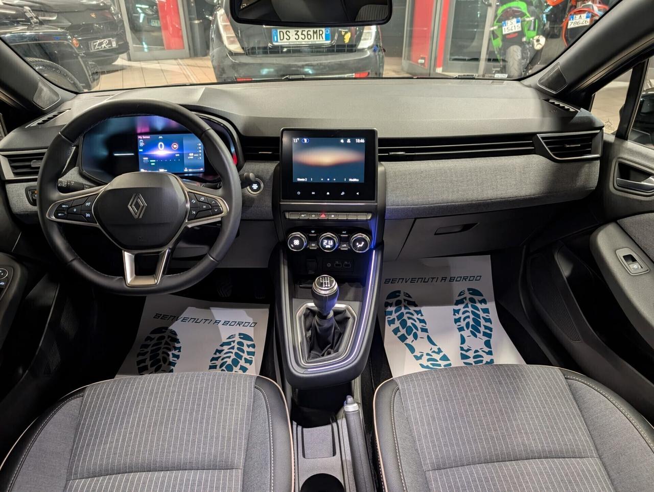 Renault Clio TCe 90 CV 5 porte TECNO FINANZIABILE