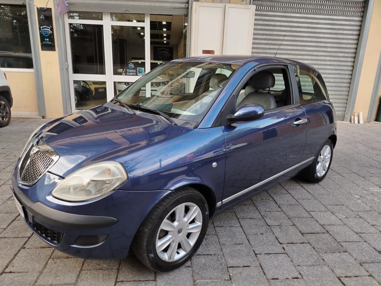Lancia Ypsilon 1.3 Multijet 16V Platino