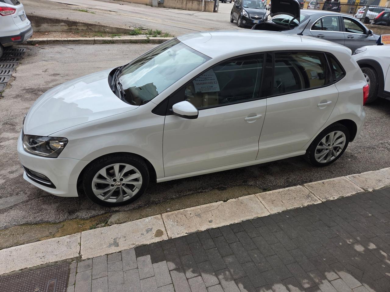 VW POLO ANNO 2014 RESTYLING KM 110000 CERTIFICATI