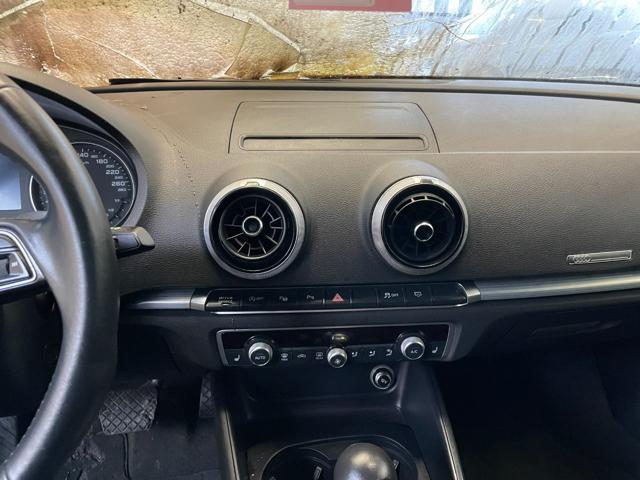 AUDI A3 SEDAN 35 1.5 TFSI S TRONIC ADMIRED