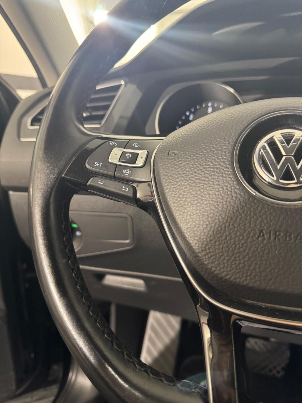 Volkswagen Tiguan Allspace 2.0 TDI DSG 7 POSTI