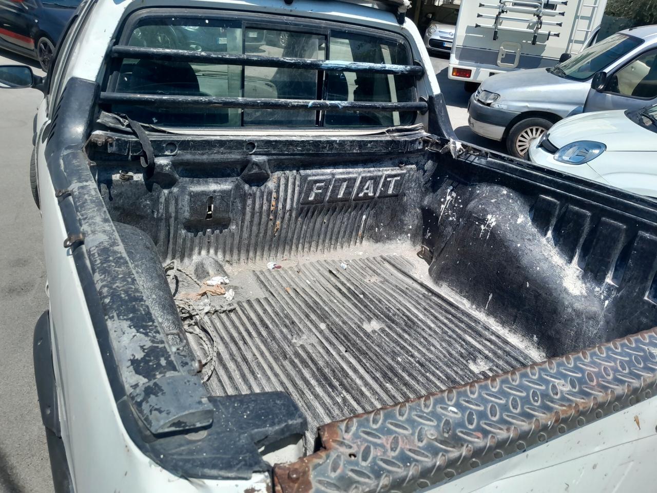Fiat Strada 1.9 JTD Pick-up