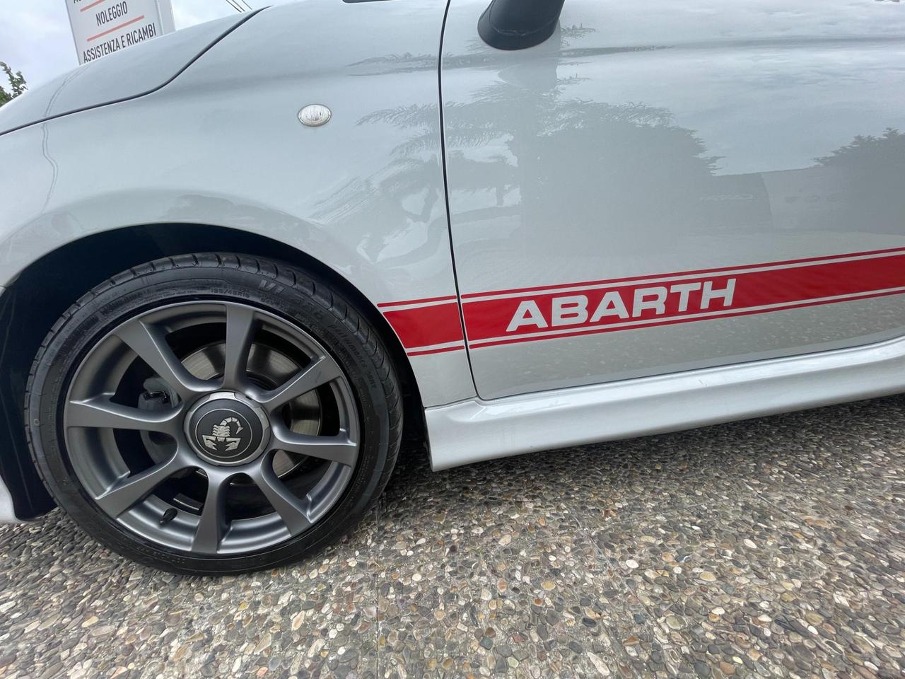 Abarth 595 1.4 t-jet 145cv