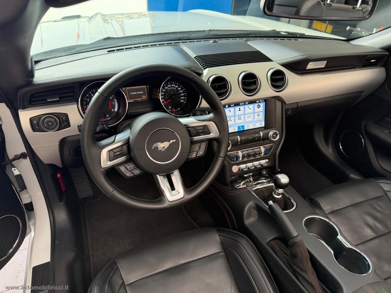 FORD Mustang Convertible 2.3 EcoBoost CABRIO