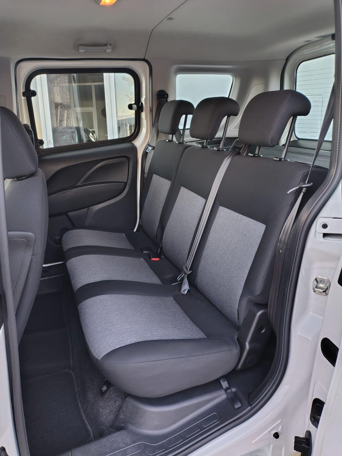 Fiat Doblò Combi 1.6 Mjet SX 90Cv - 2022