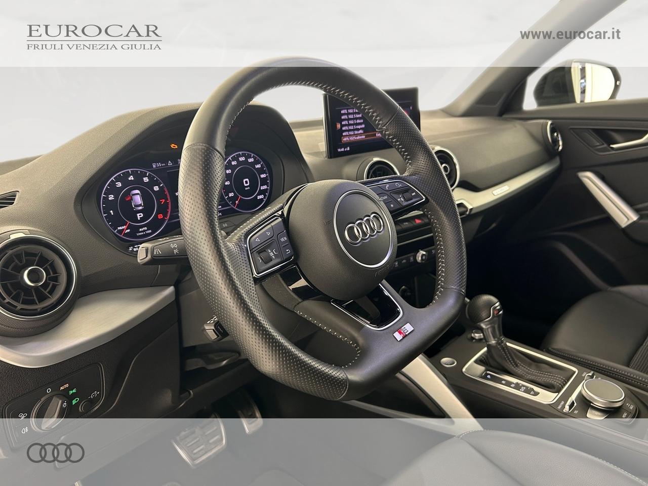 Audi Q2 40 2.0 tfsi identity black quattro s-tronic