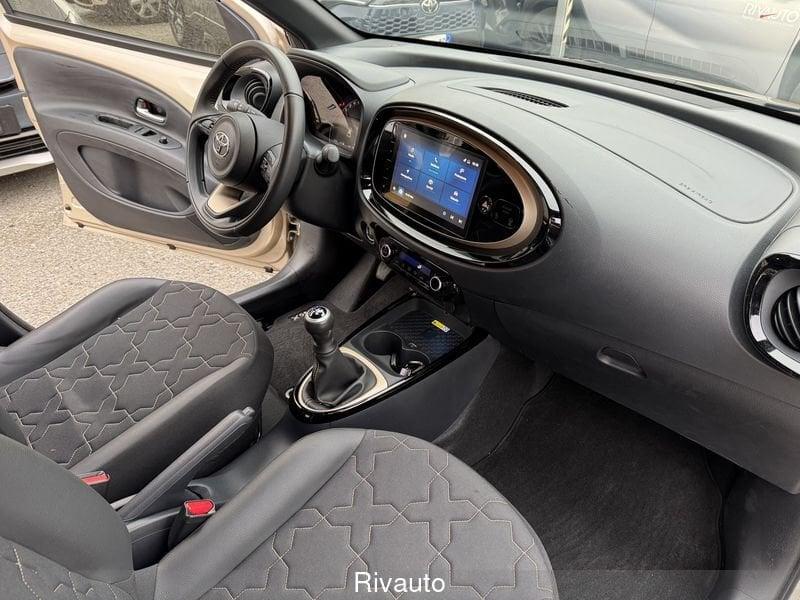 Toyota Aygo X Aygo X 1.0 VVT-i 72 CV 5 porte Lounge