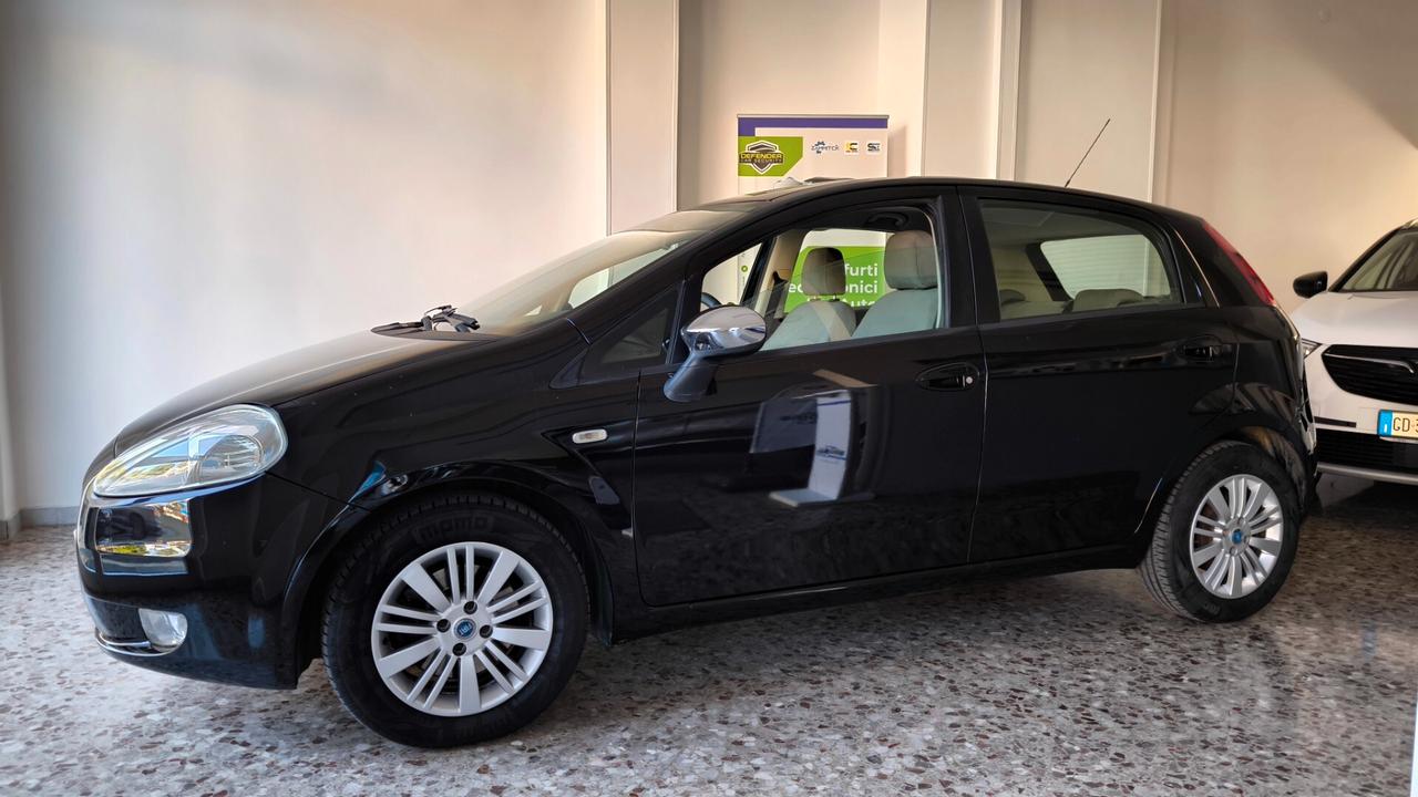 Fiat Grande Punto 1.3 MJT 90 CV 5 porte Emotion
