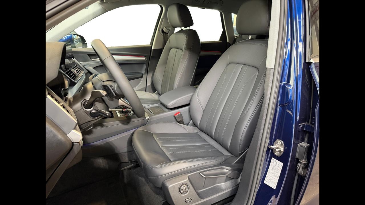 Audi Audi Q5 Business Advanced 40 TDI quattro 150(204) kW(CV) S tronic