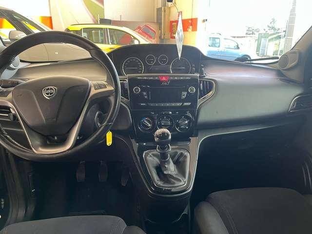 Lancia Ypsilon Ypsilon III 2011 1.2 8v Gold s