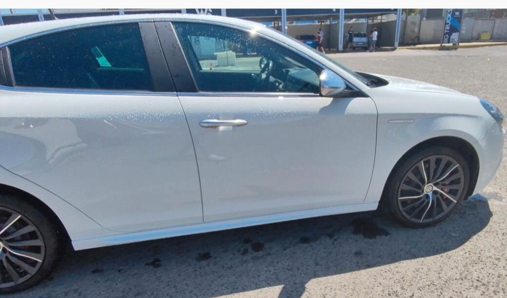 Alfa Romeo Giulietta 2.0 JTDm-2 150 CV Distinctive