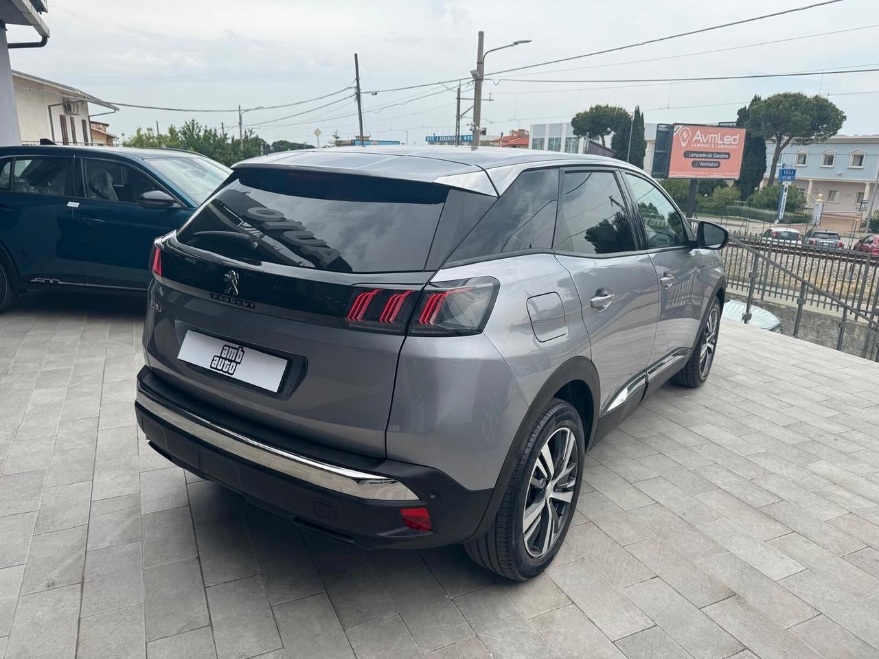 Peugeot 3008 BlueHDi 130 S&S EAT8 Allure