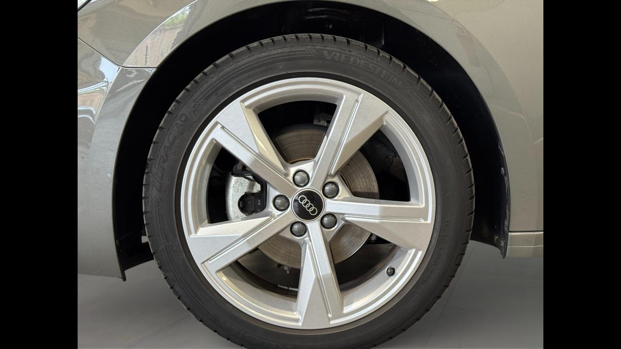 AUDI A1 II 2019 Sportback - A1 Sportback 30 1.0 tfsi S Line Edition 116cv s-tronic