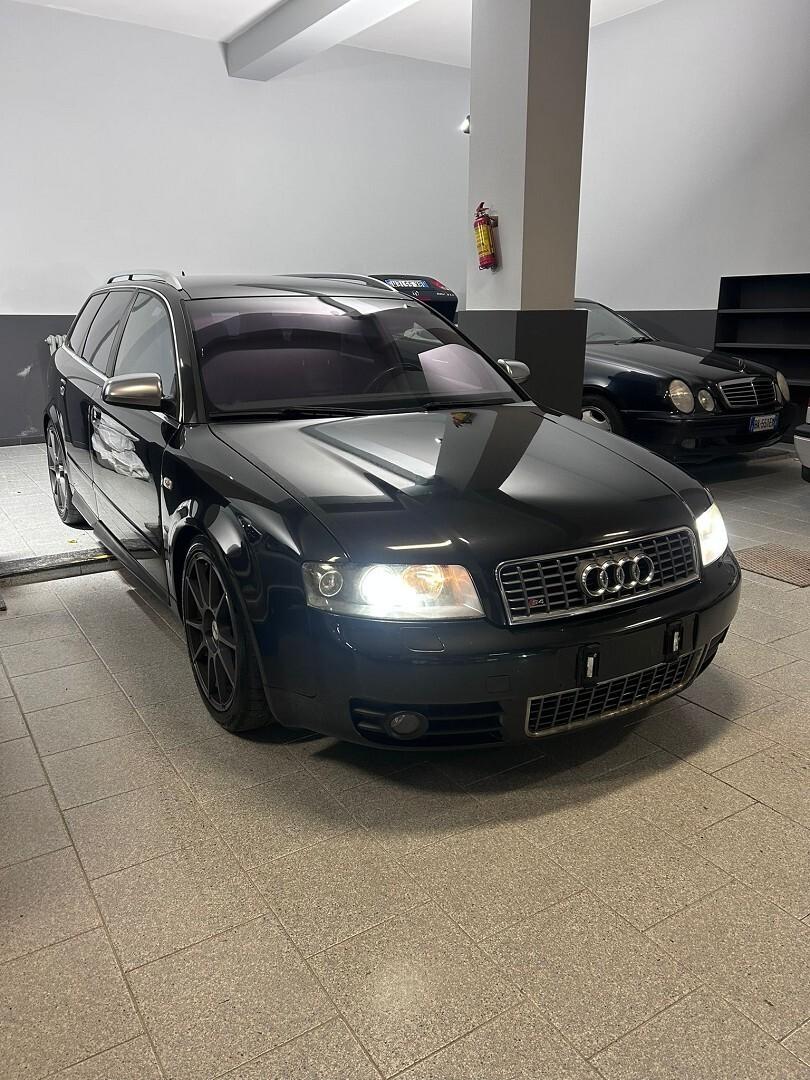 Audi S4 4.2cc 345cv V8 NO SUPERBOLLO