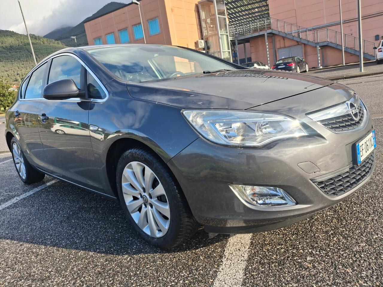 Opel Astra 1.6 115CV. Cosmo*SOLO 79mila CHILOMETRI*