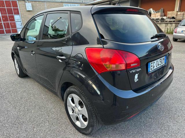 KIA Venga Stupenda Bellissima 1.4 CRDi 90CV WGT EX