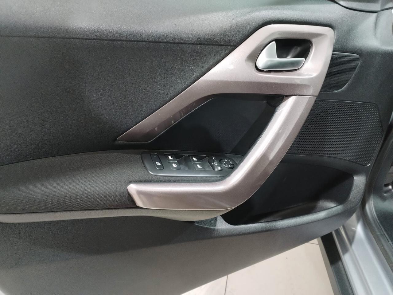 Peugeot 2008 BlueHDi 100 Active