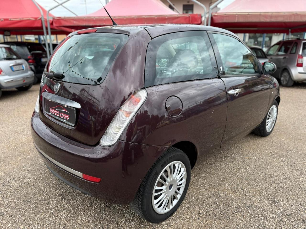 Lancia Ypsilon 1.2 69 CV Platinum