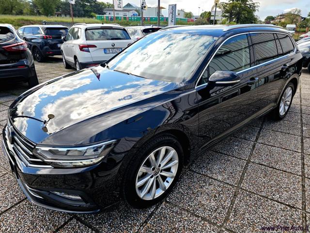 VOLKSWAGEN Passat Variant 2.0 TDI SCR EVO DSG Business
