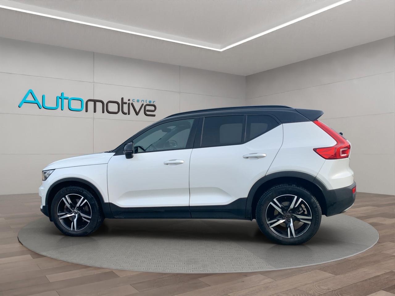 Volvo XC40 T5 AWD Geartronic R-design