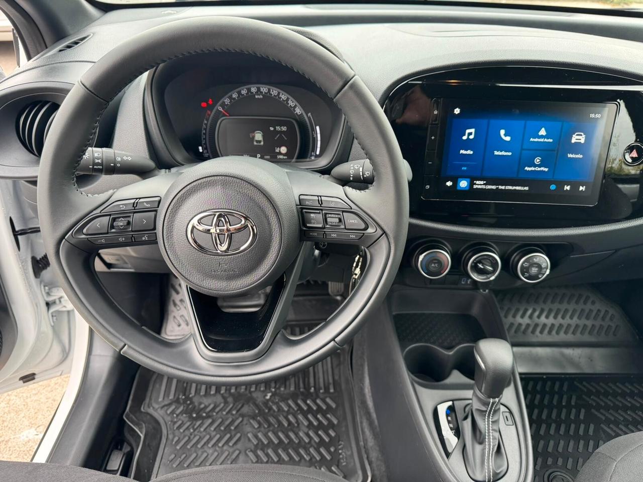 Toyota Aygo X 1.0 5 porte Automatica!