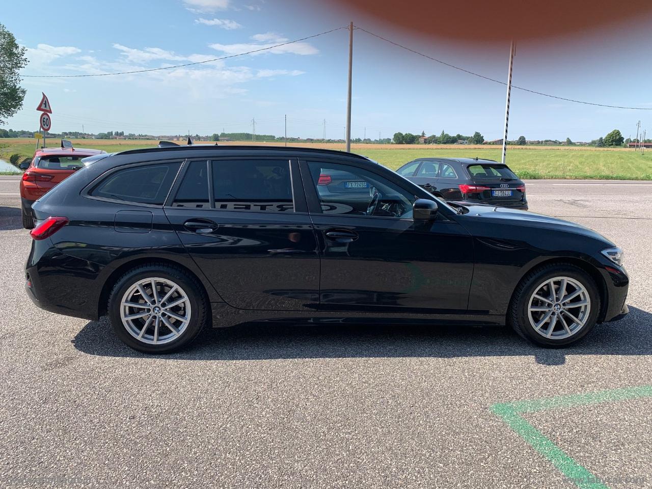 BMW 318d 48V Touring Business Advantage
